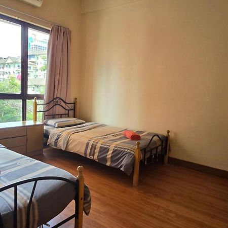 Nana Marina Court Apartment Kota Kinabalu Exterior photo