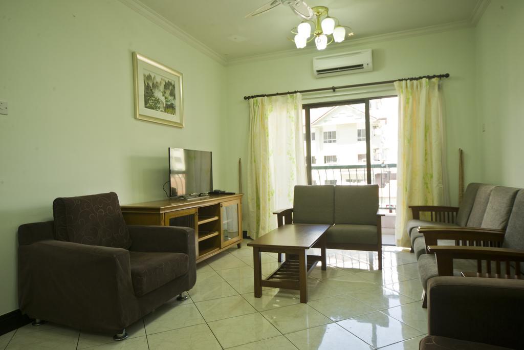 Nana Marina Court Apartment Kota Kinabalu Exterior photo