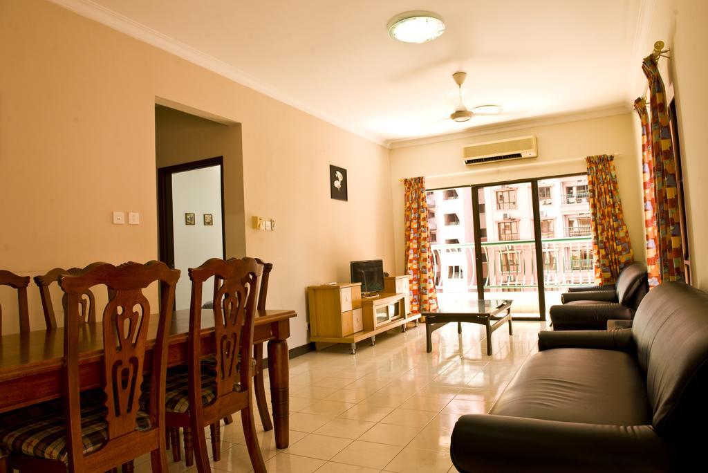 Nana Marina Court Apartment Kota Kinabalu Exterior photo
