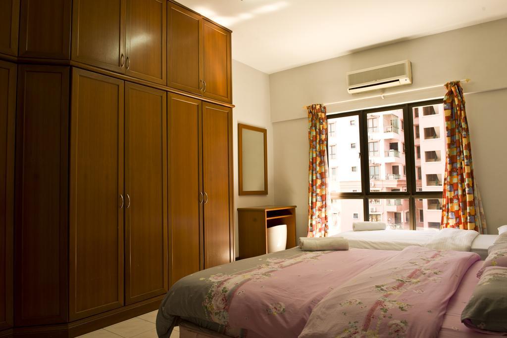 Nana Marina Court Apartment Kota Kinabalu Exterior photo