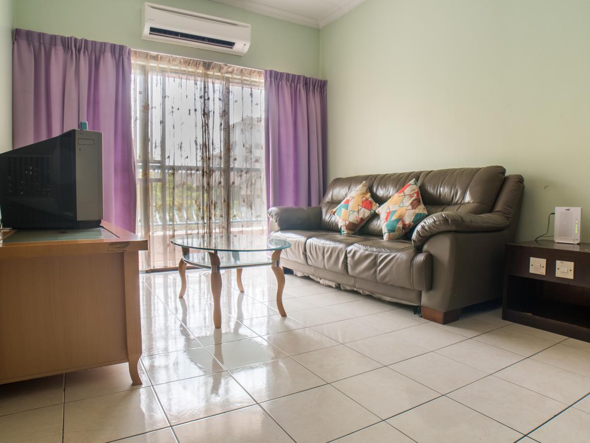 Nana Marina Court Apartment Kota Kinabalu Exterior photo